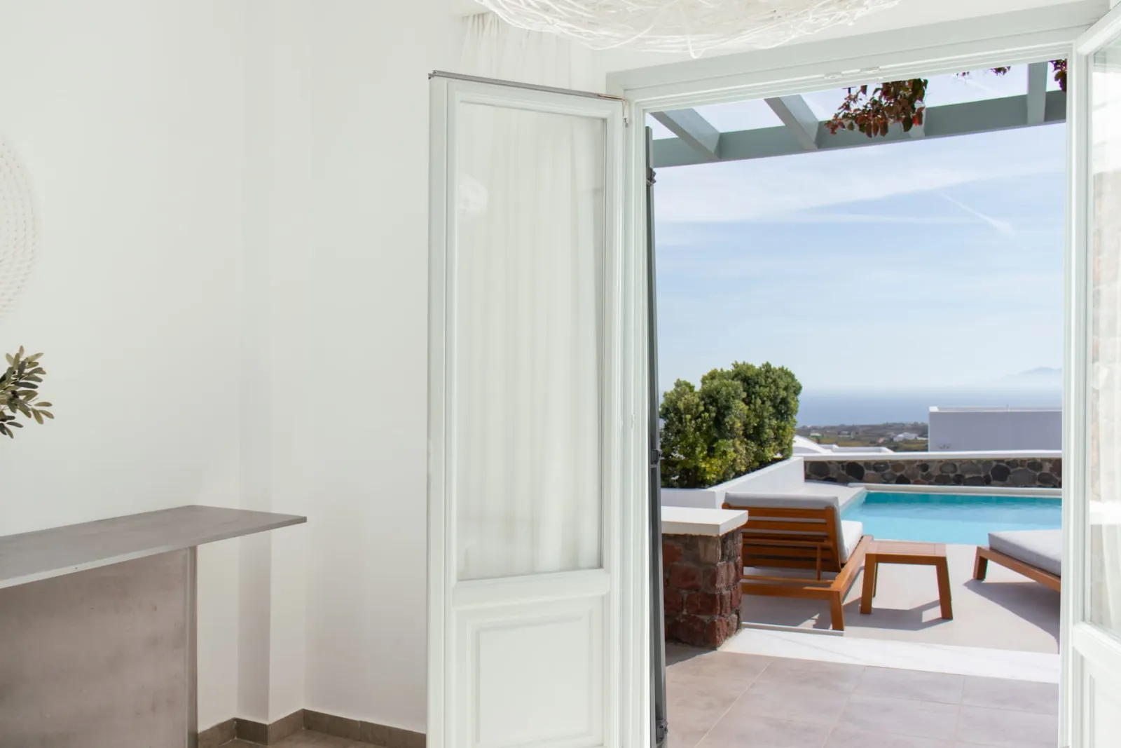 Pool Suite with Sea View