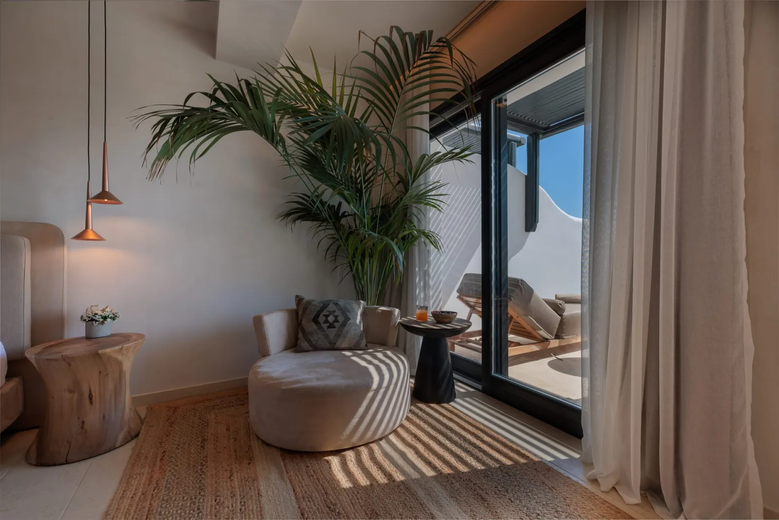 Superior Double with Private Pool & Surrounding View