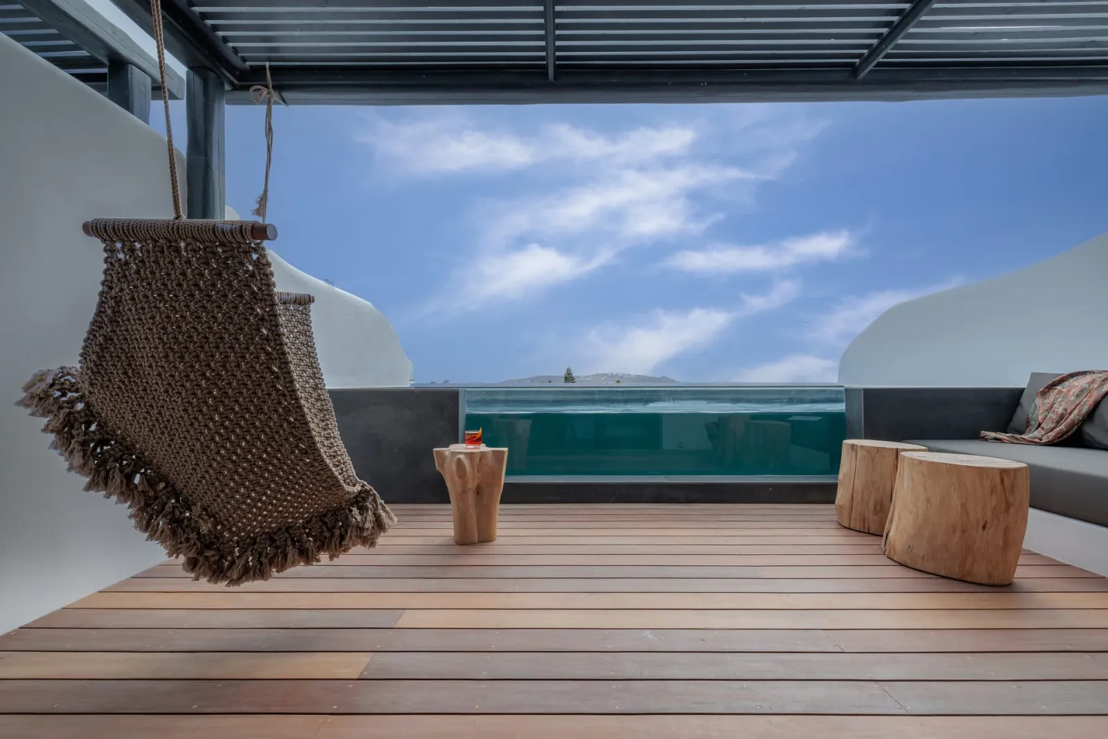Superior Double with Private Pool &amp; Sea View
