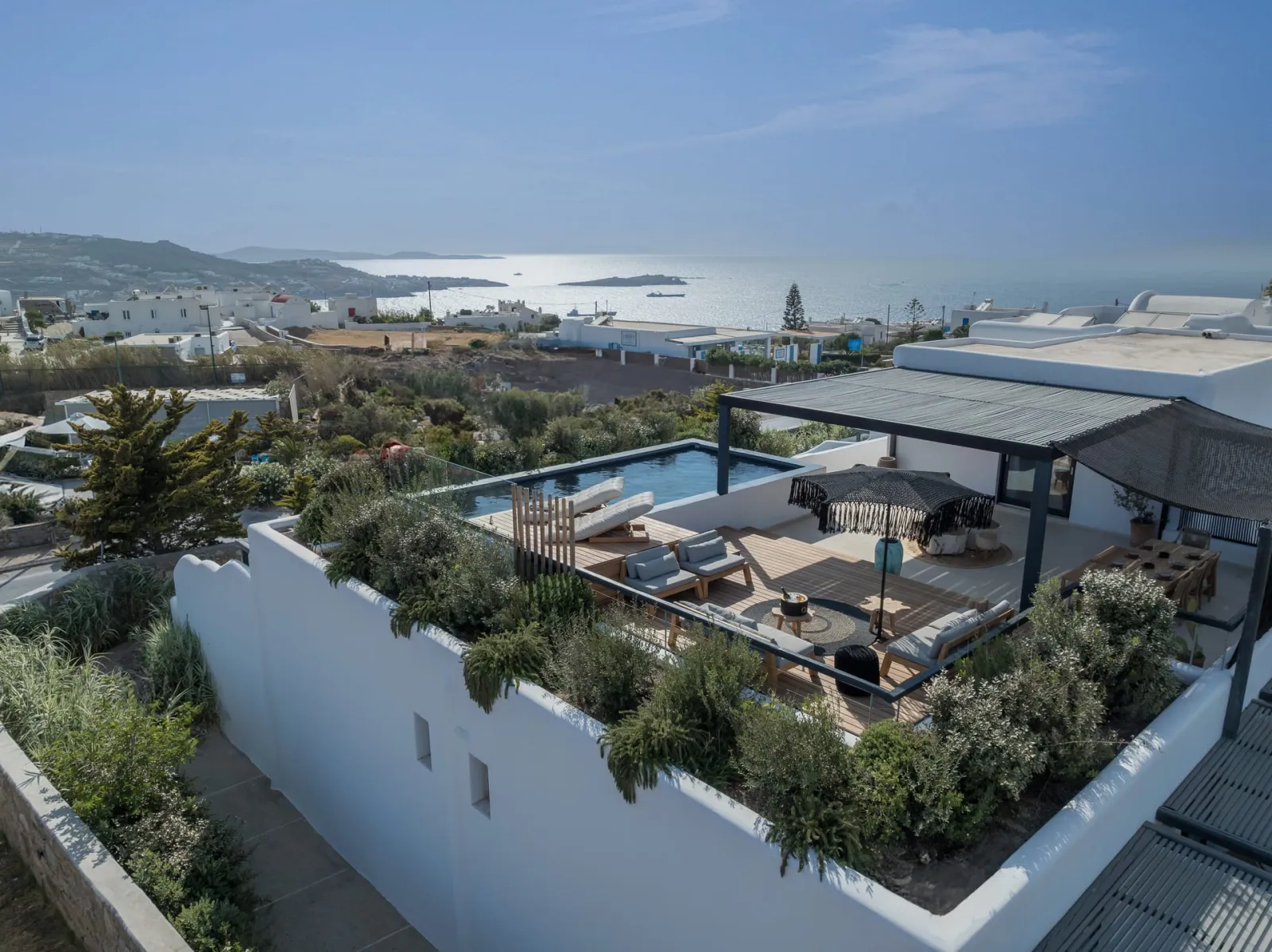 Master Suite with Private Pool & Sea View