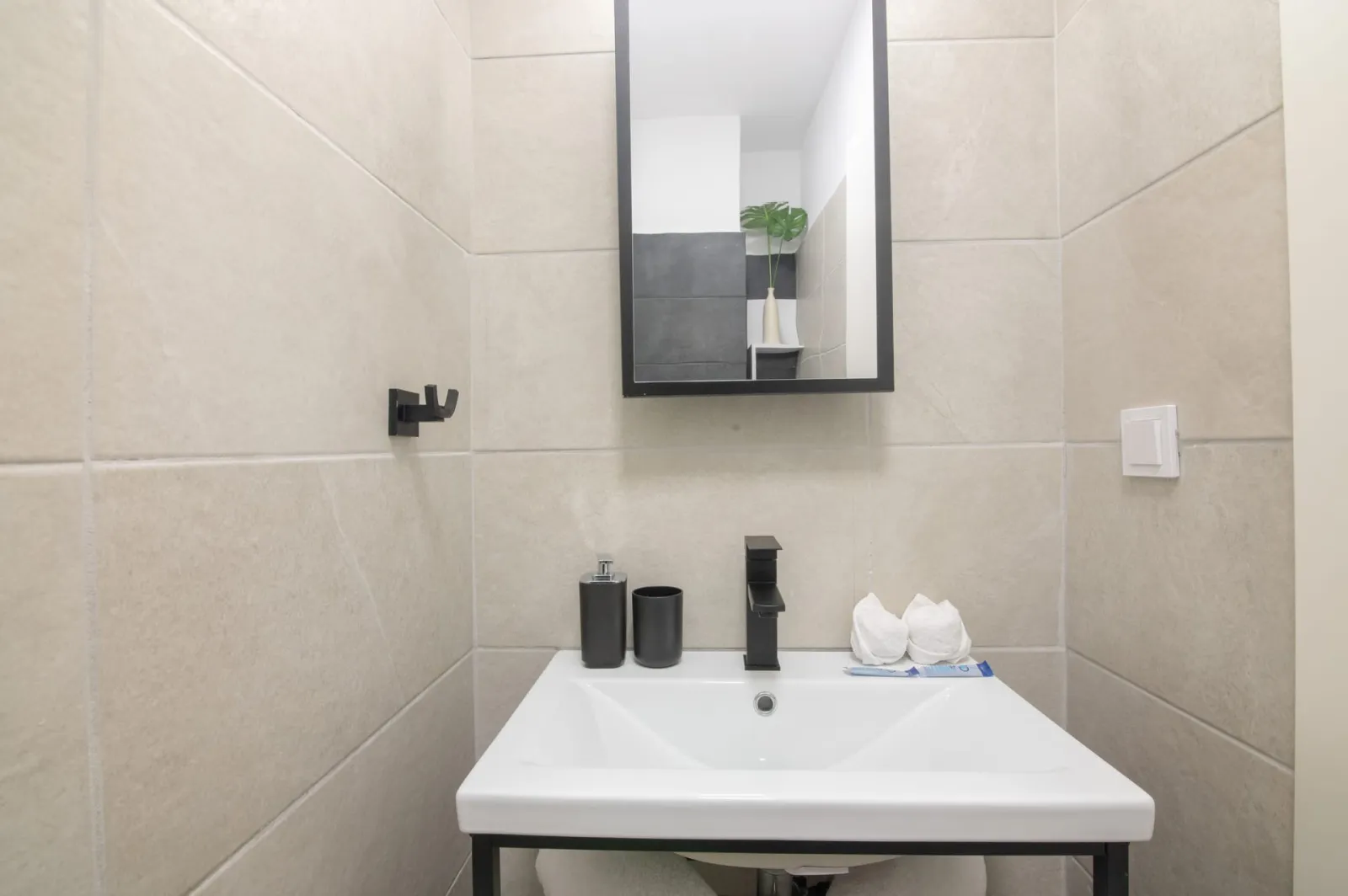 Studio with Spa Bath