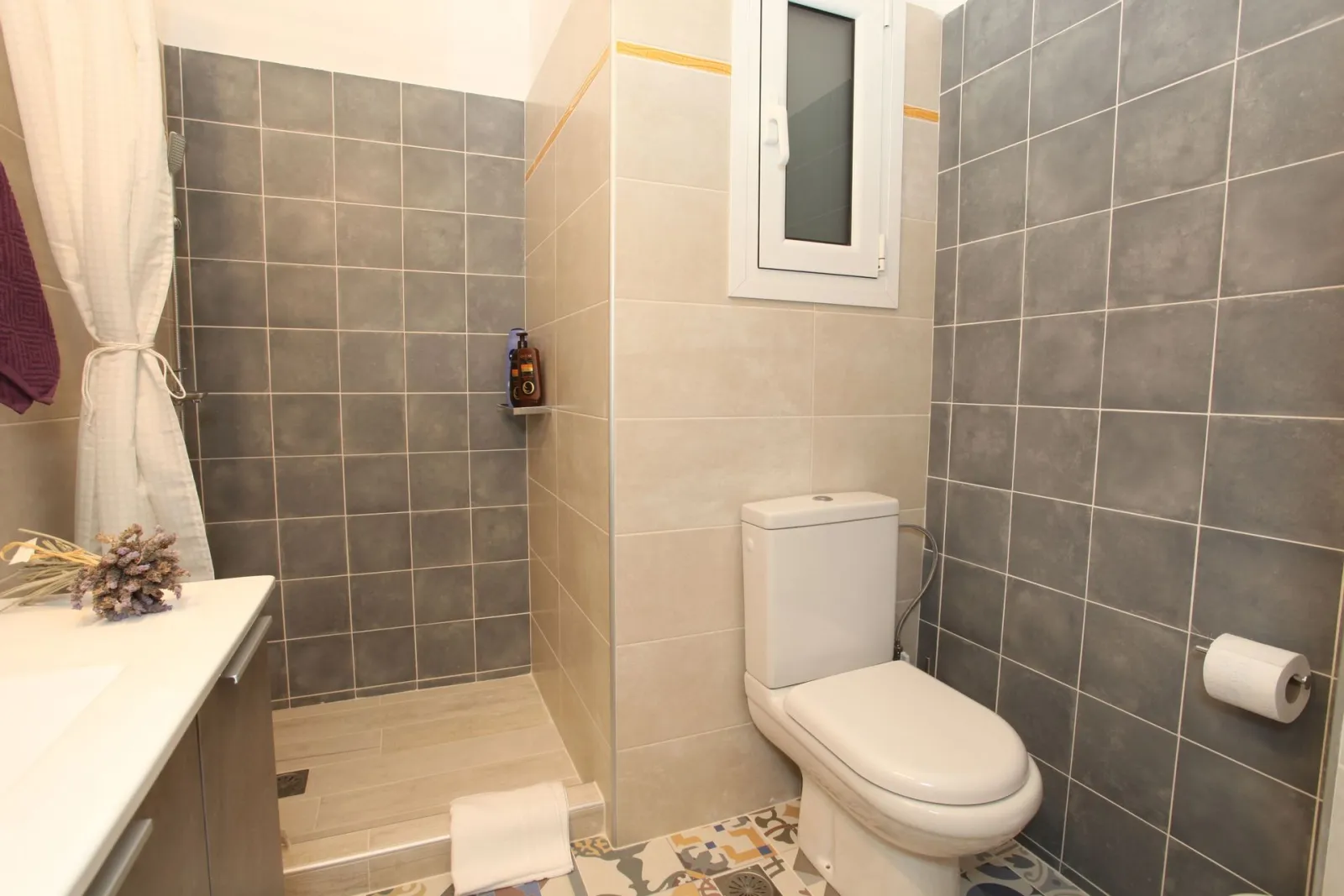 Your address in Koukaki – Drakou 3-5 Athens 117 42