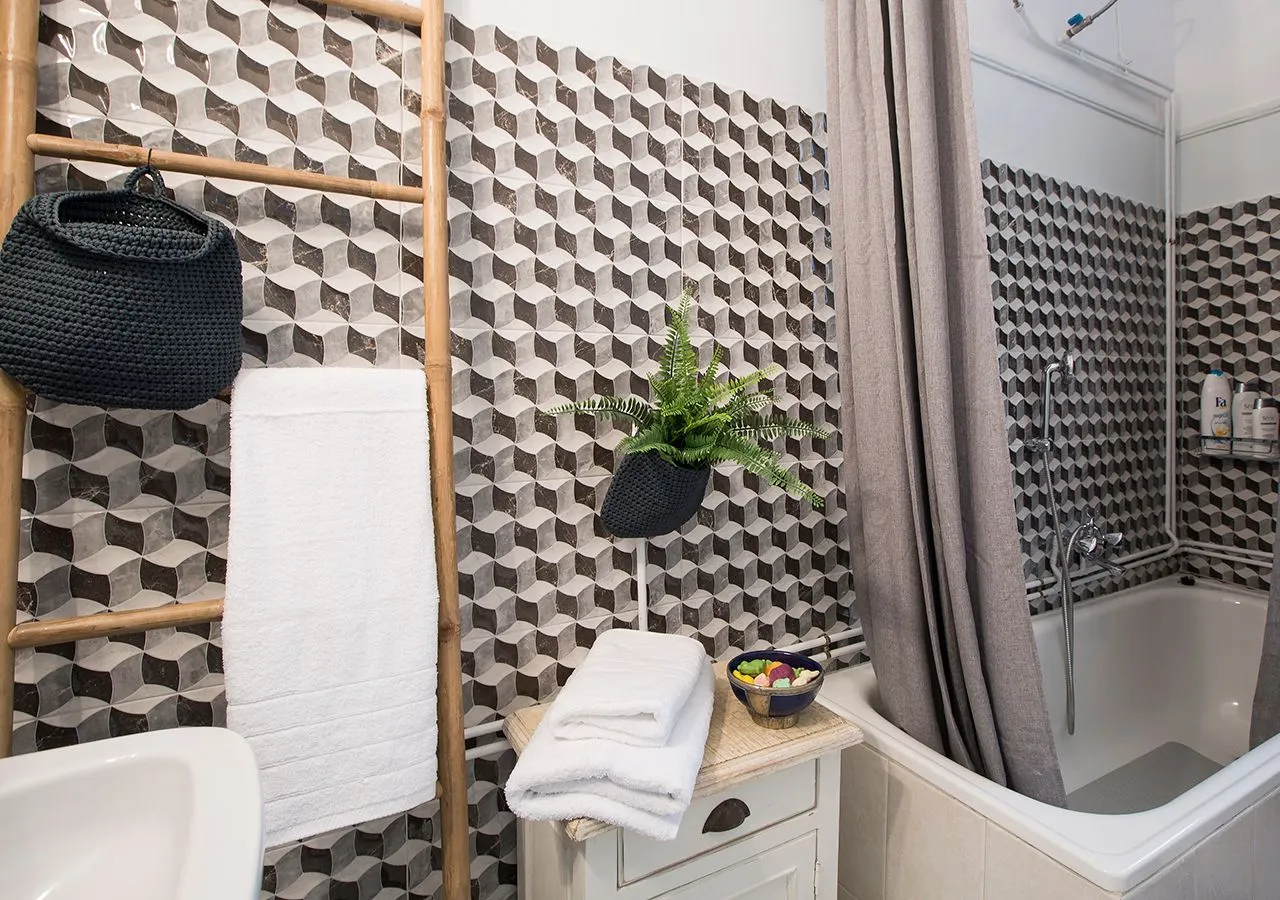 Attractive flat near the Acropolis museum – Siggrou 37 Athens