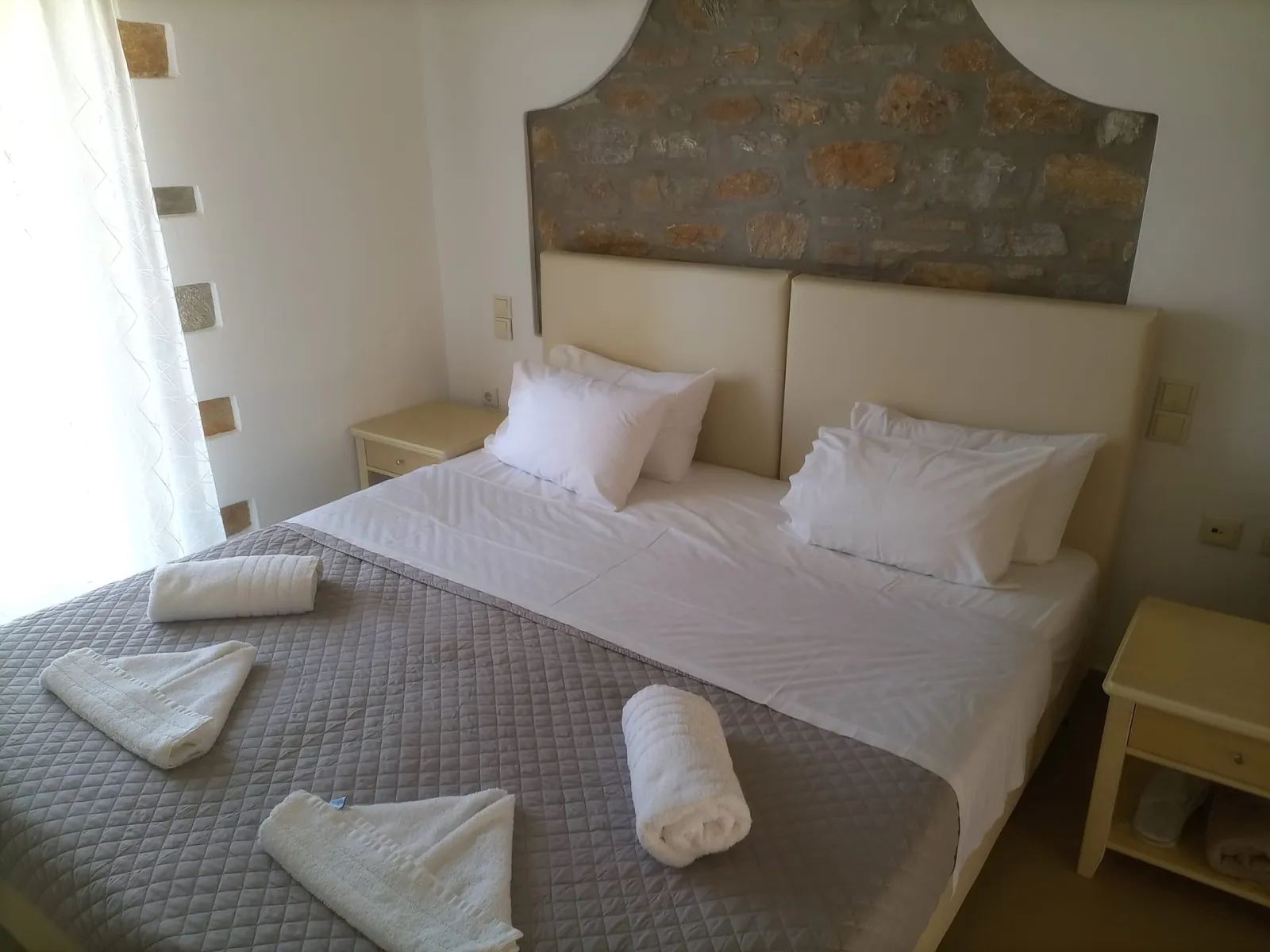 Standard Apartment Ground Floor with Side Sea View