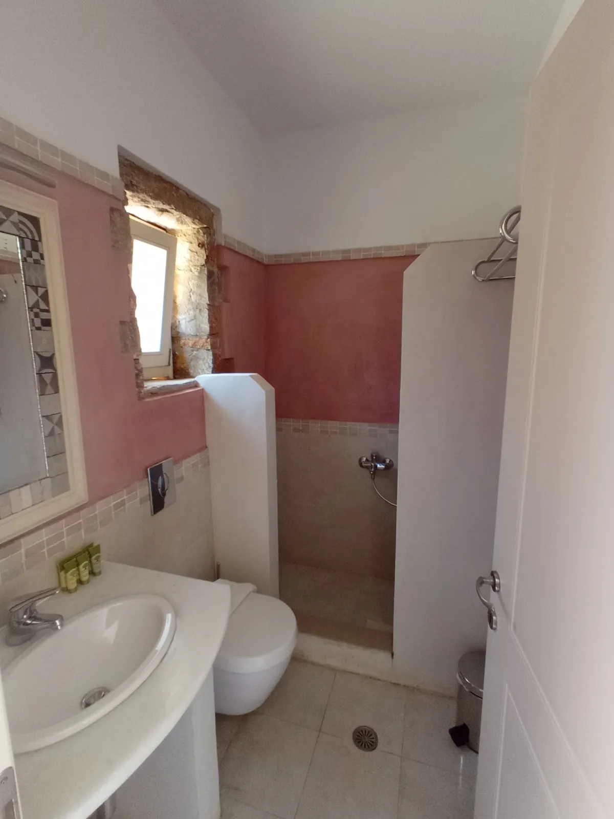 Standard Apartment Ground Floor with Side Sea View