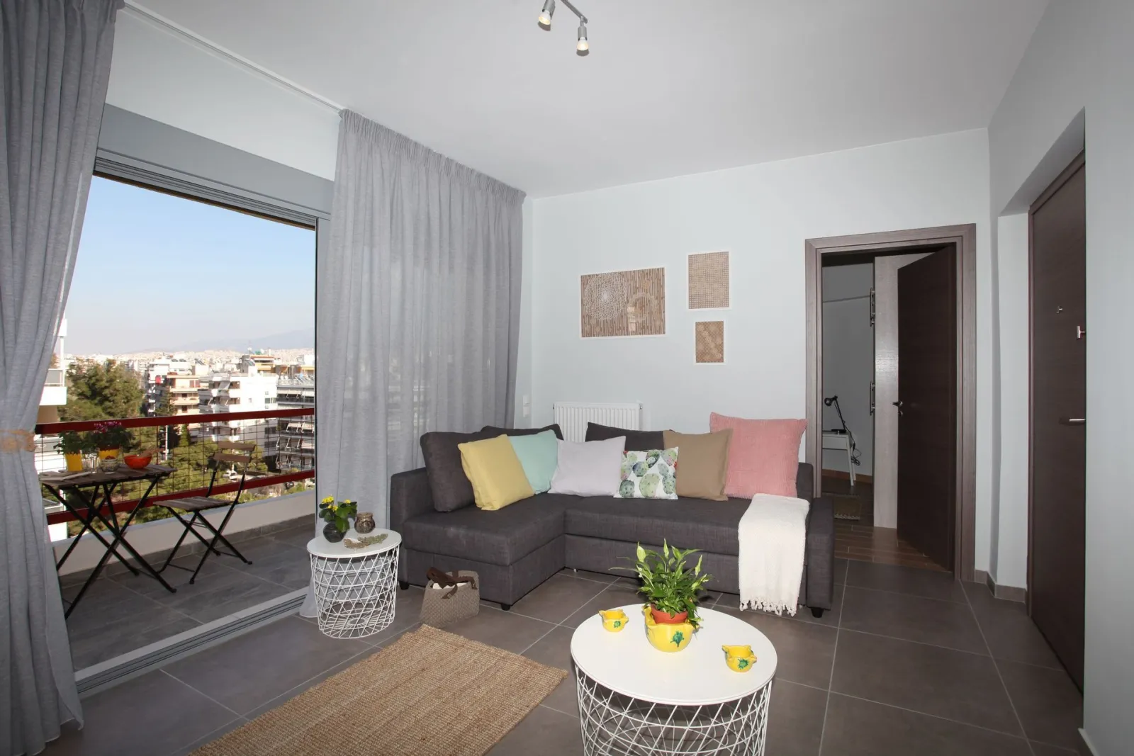 Edem beach apartment with mountain view – Karaoli ke Dimitriou 15 Palio Faliro