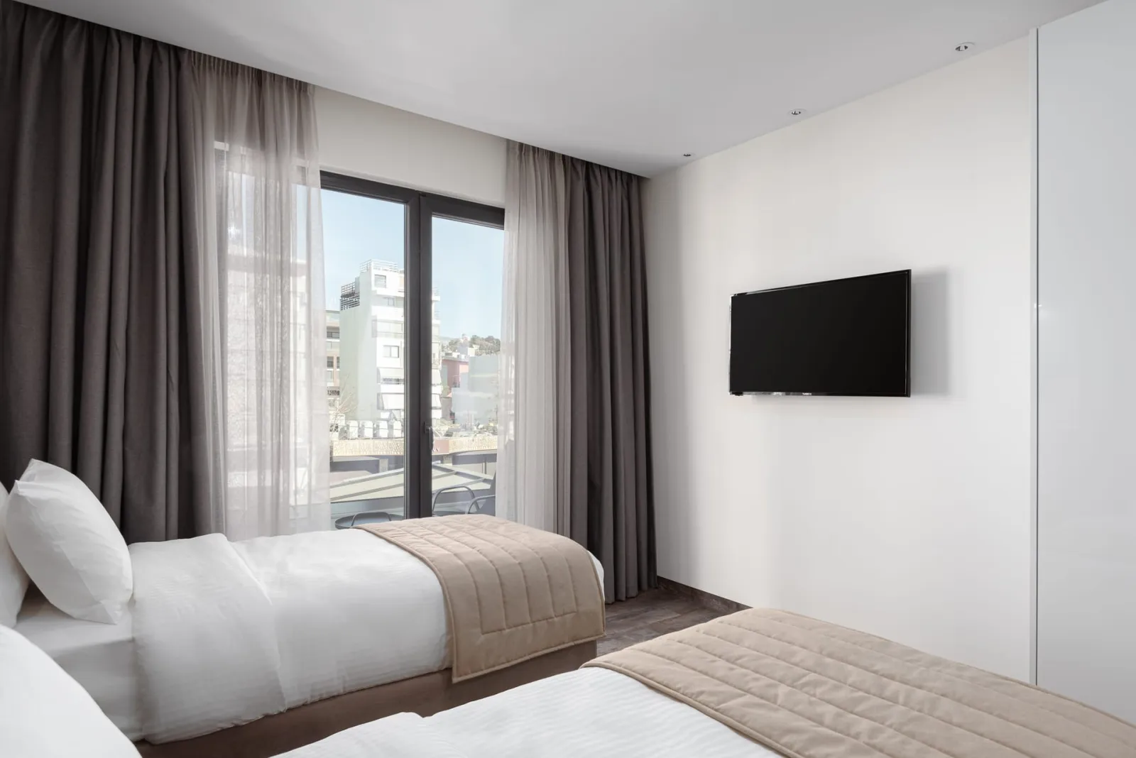 Standard Twin Rooms