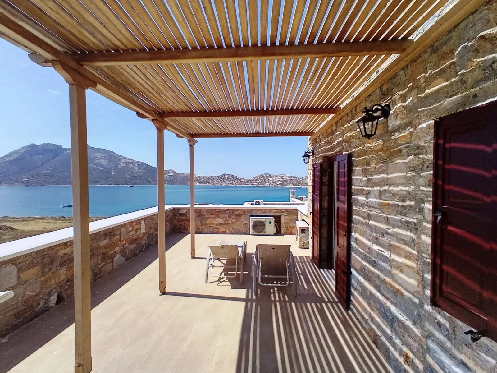 Superior Apartment First Floor with Sea View - Rear