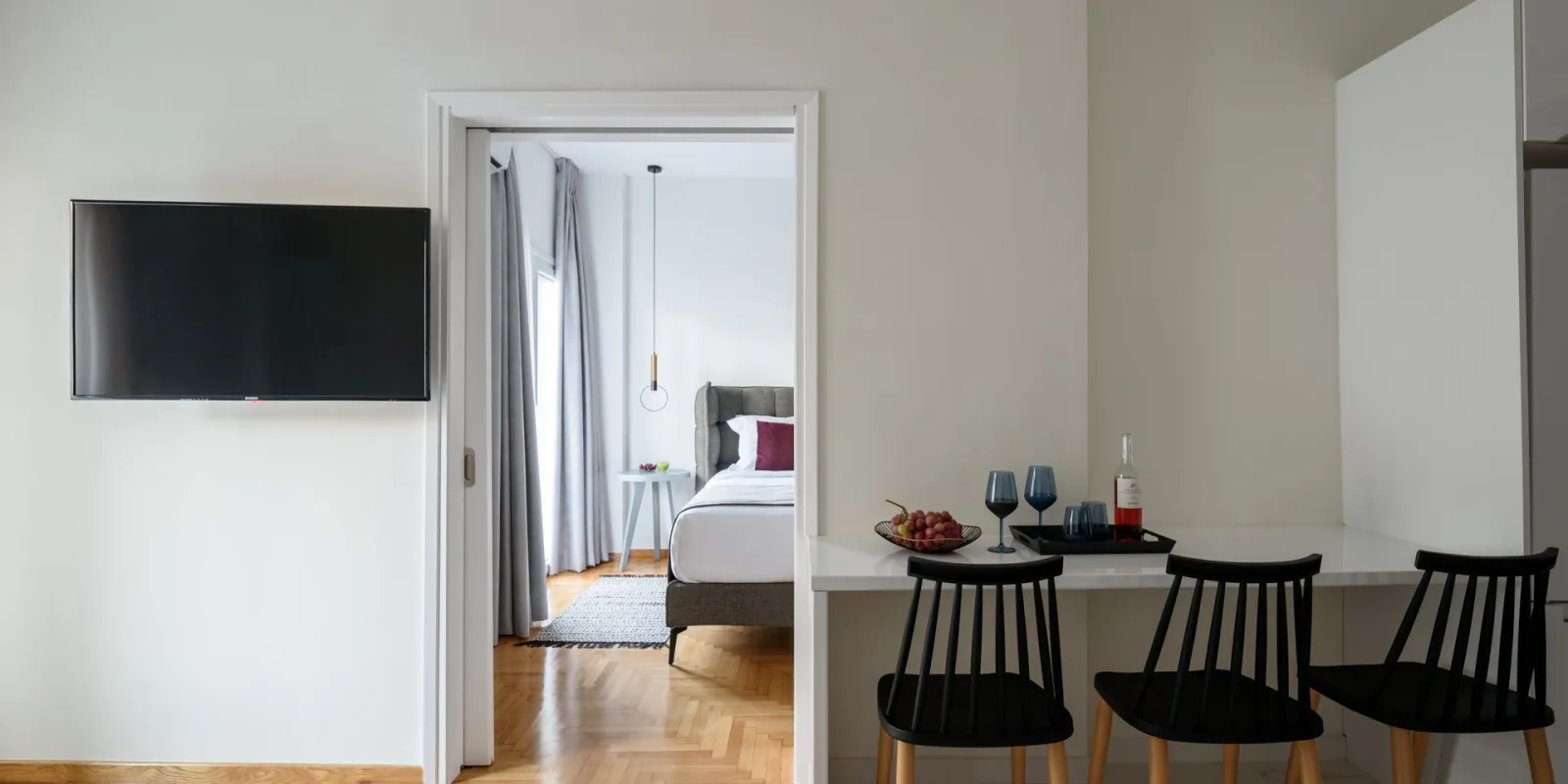 Acropolis Grand Apartment