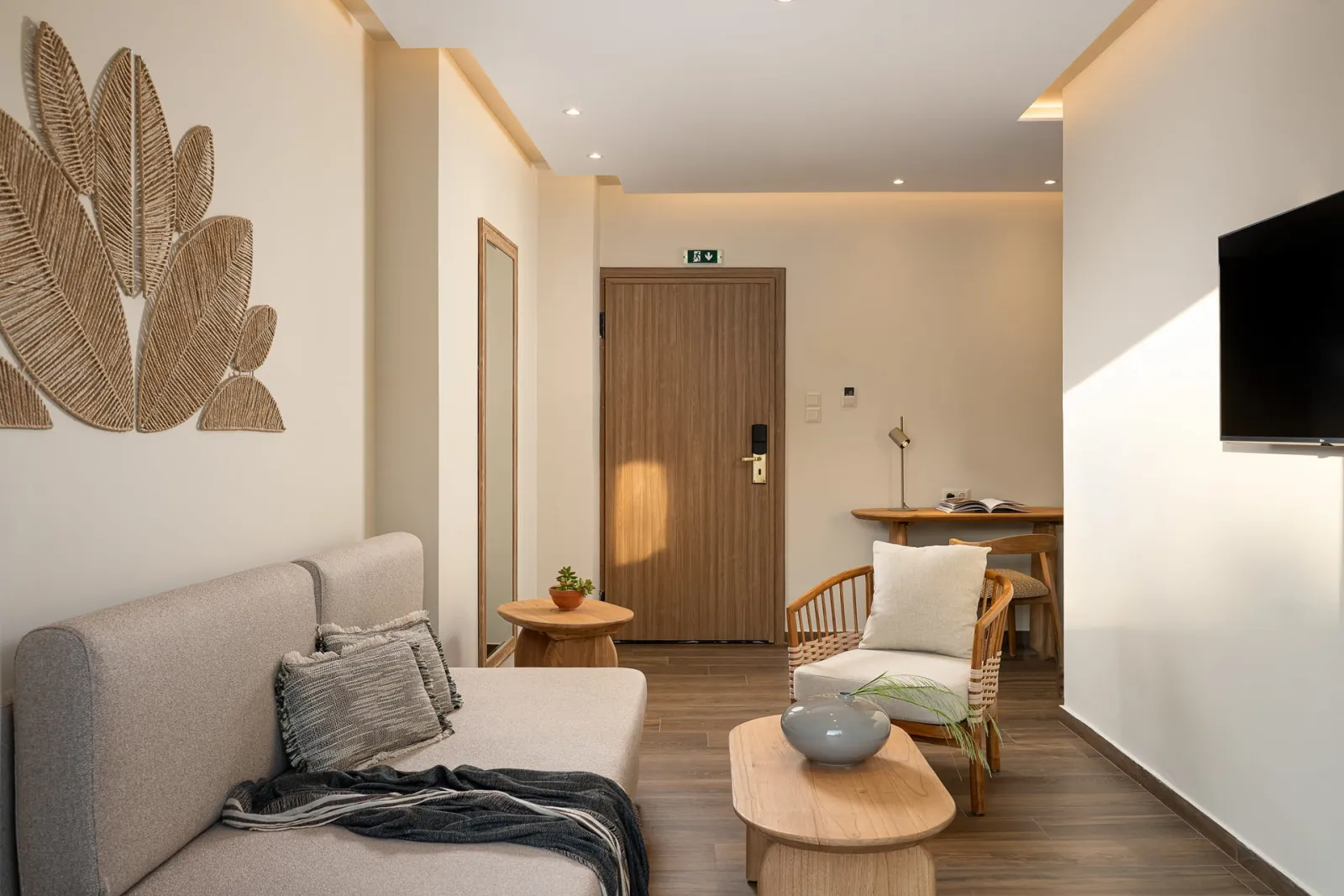 Penthouse Comfort Suite with Hot Tub