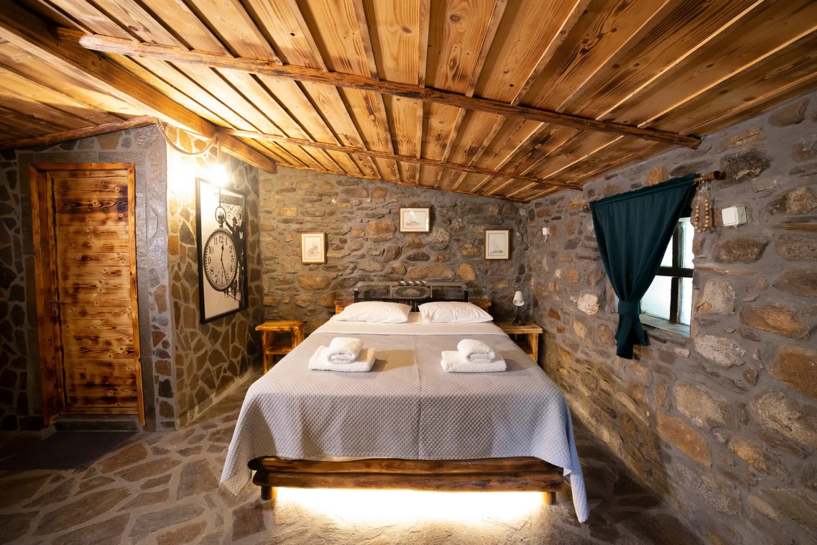 Deluxe Triple Room Ikaros