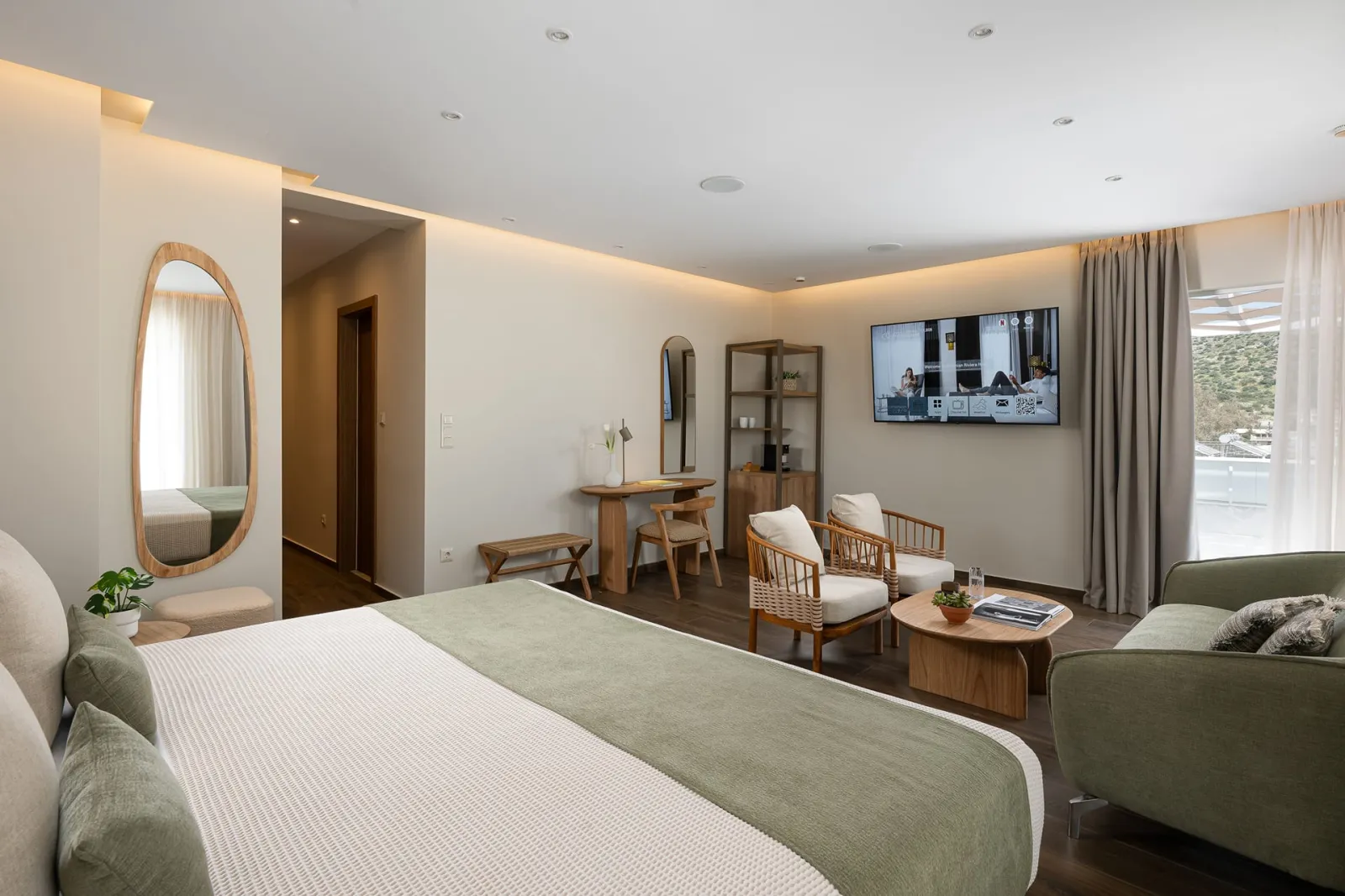 Executive Sea View Suite with Jacuzzi