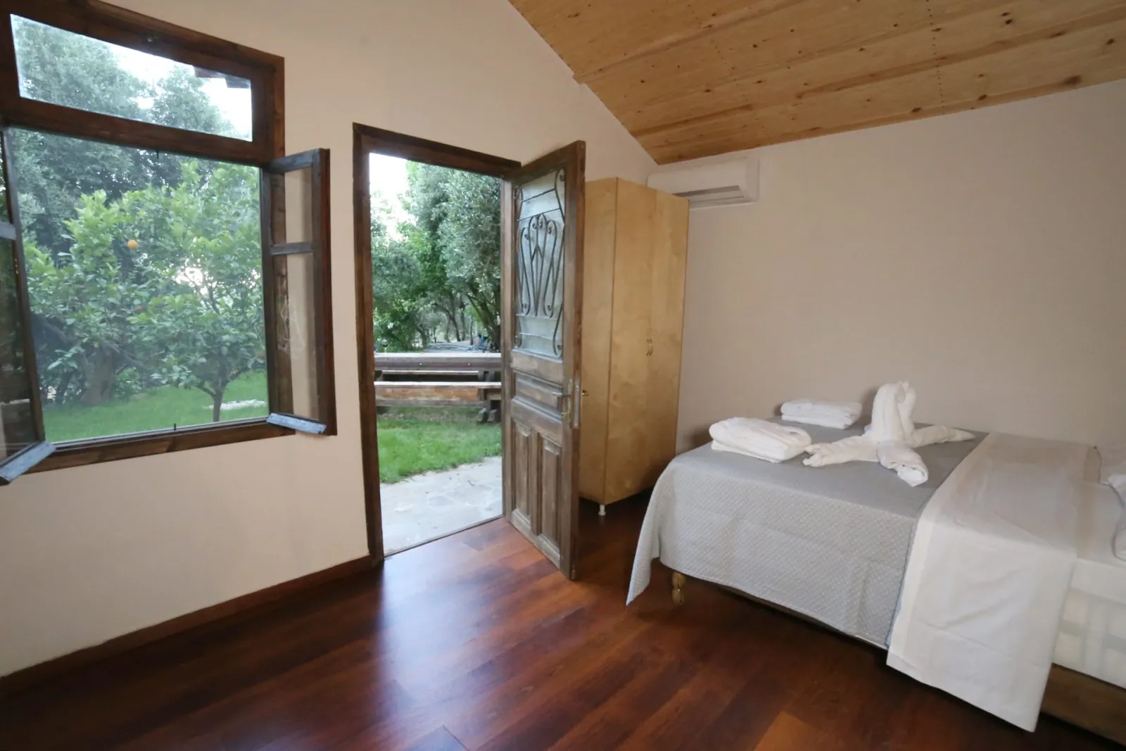 Standard Double Room Kassiopi
