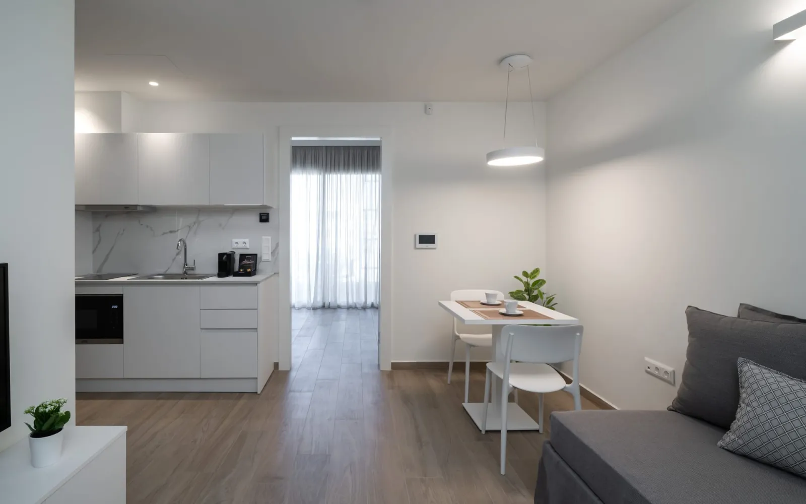 One Bedroom Superior Apartment with Balcony