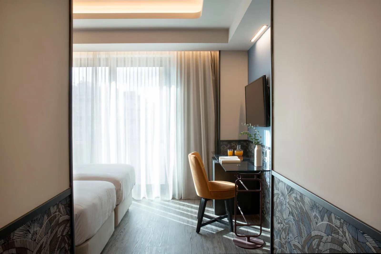 Deluxe Twin Room with City View