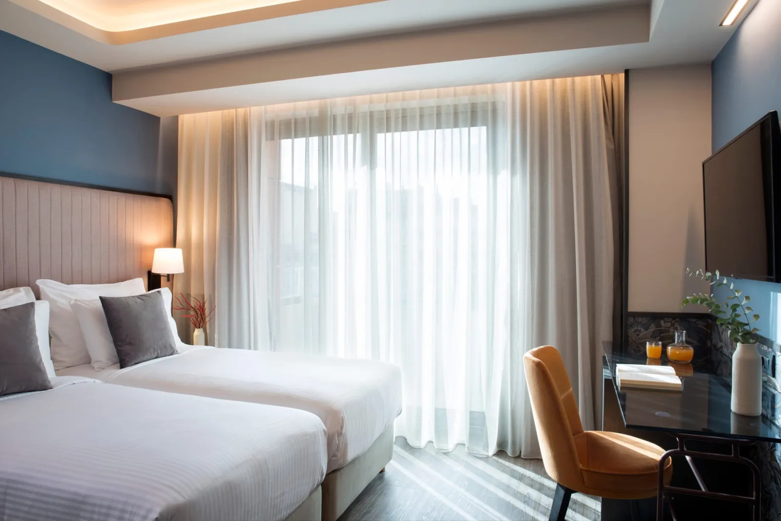 Deluxe Twin Room with City View