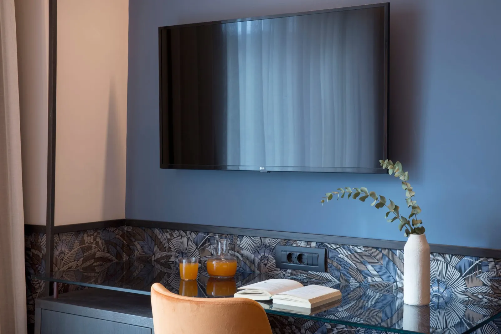 Deluxe Twin Room with City View