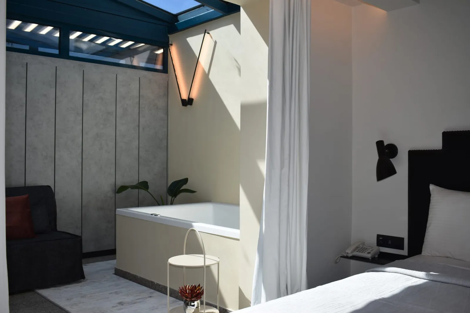 Loft Prestige Suite with Hot Tub