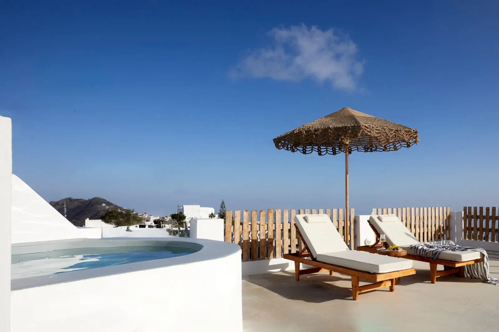 Family Suite Outdoor Heated Jacuzzi