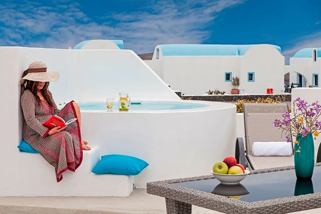 Family Suite Outdoor Heated Jacuzzi