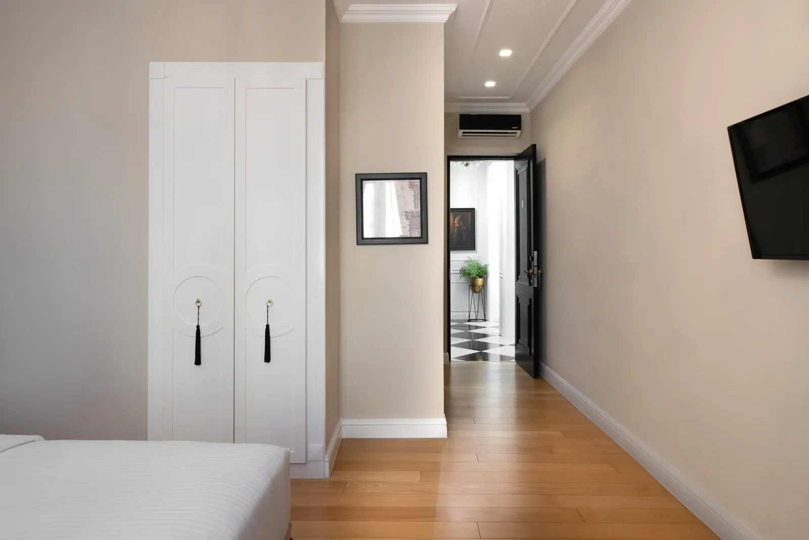 Classic Room