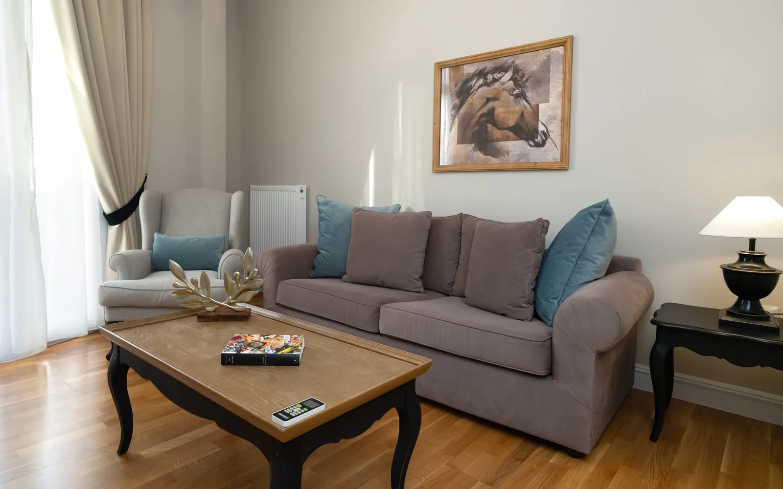Deluxe Suite