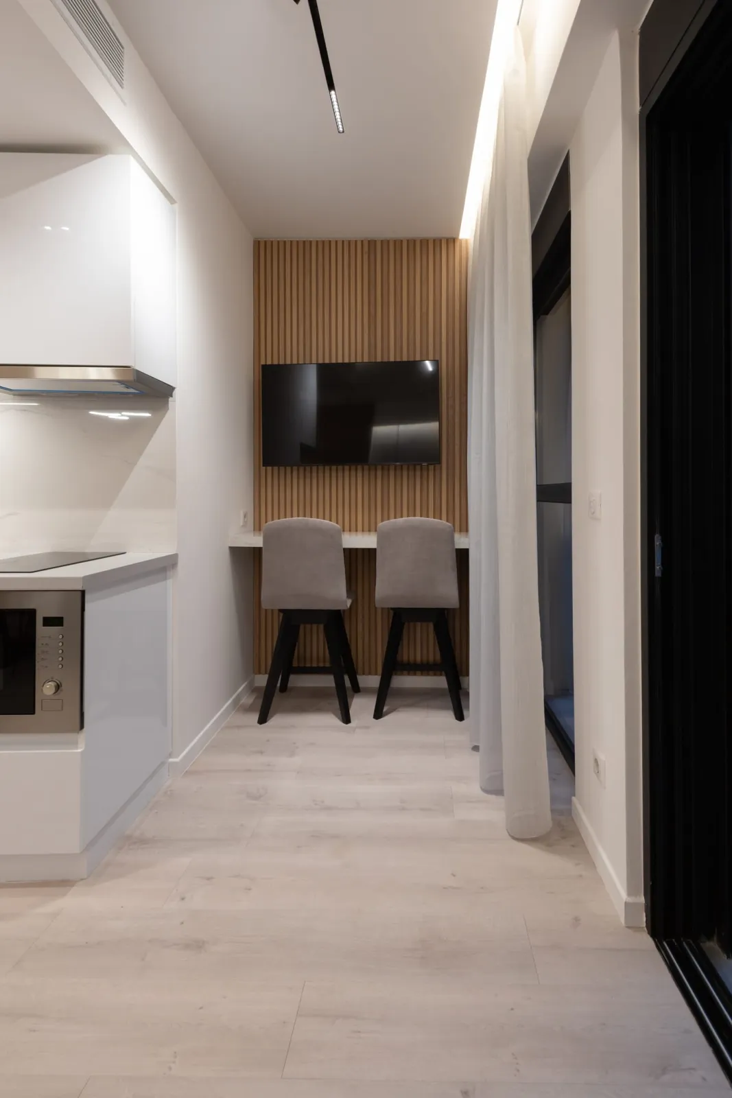 1 Bedroom Suite