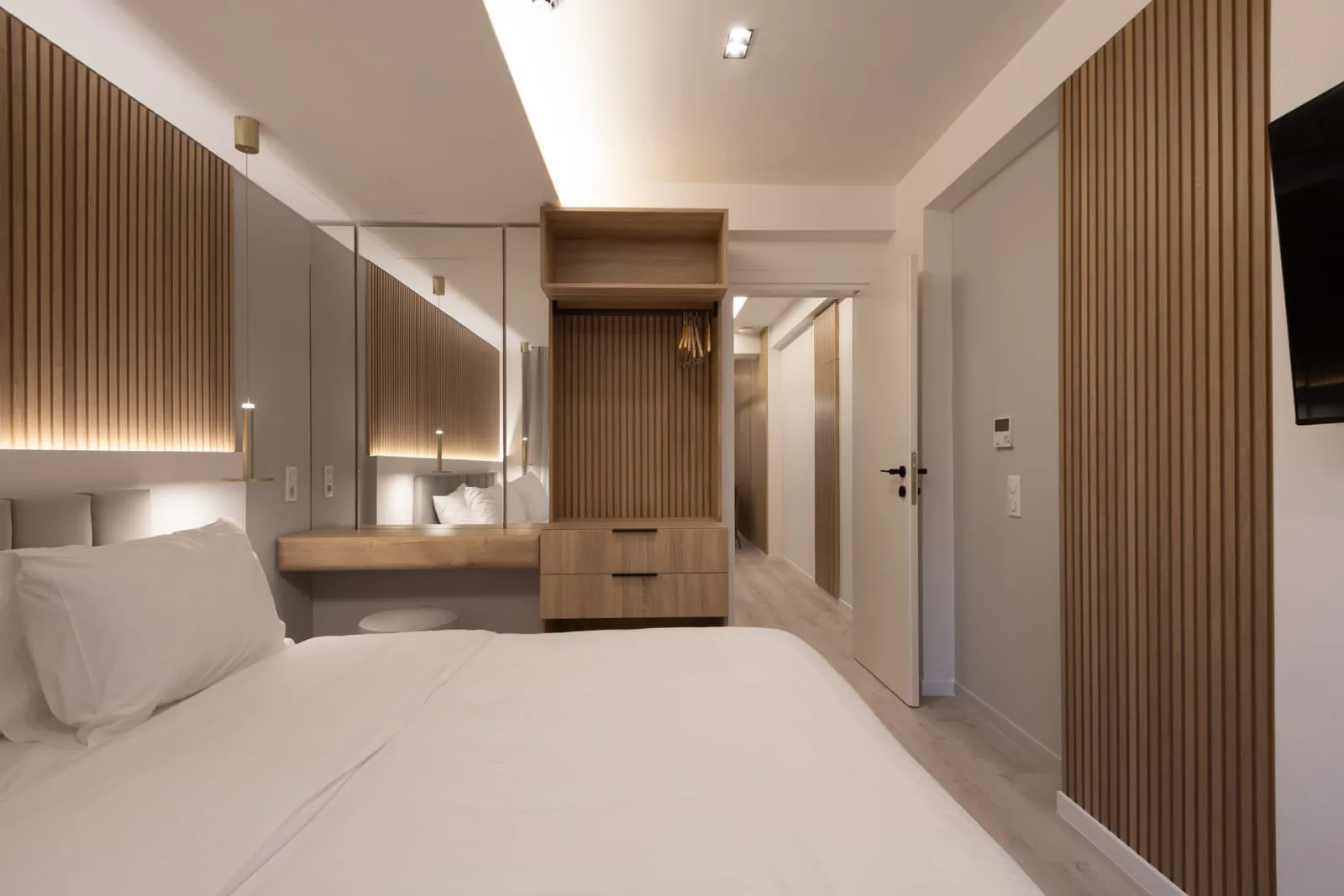 1 Bedroom Suite