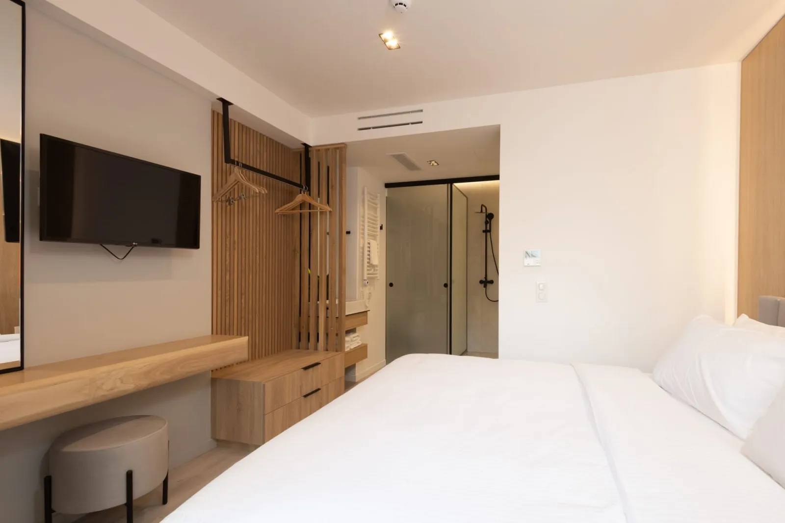 2 Bedroom Suite