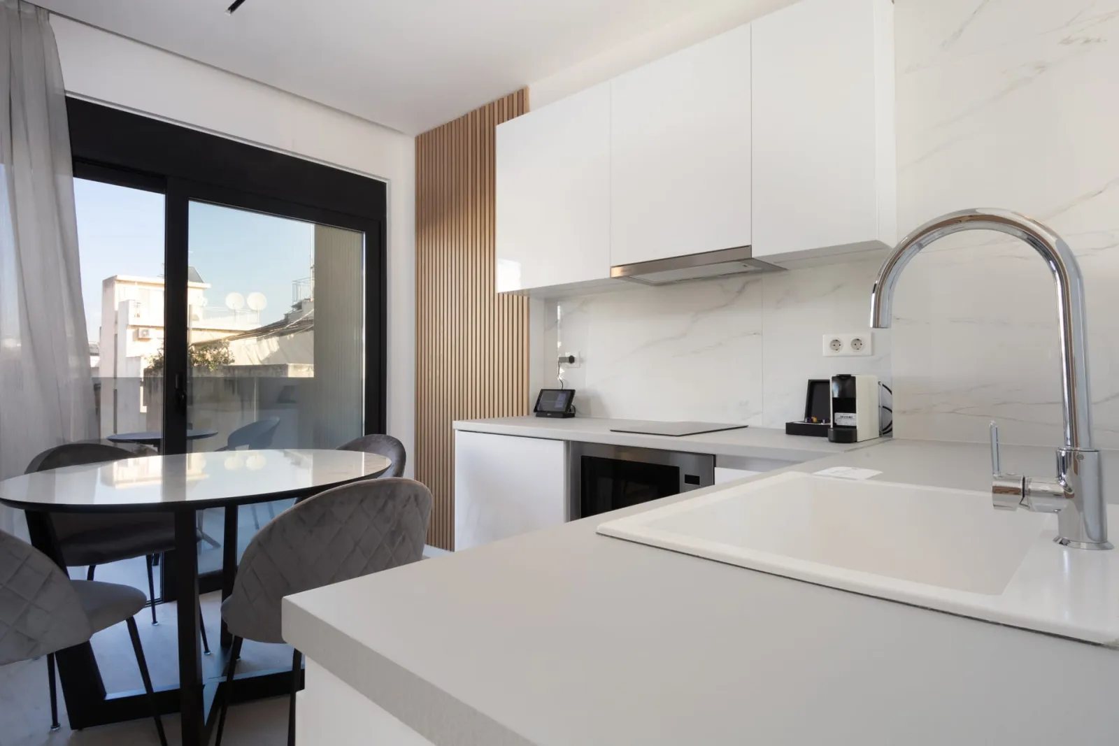 1 Bedroom Maisonette Suite with Jacuzzi