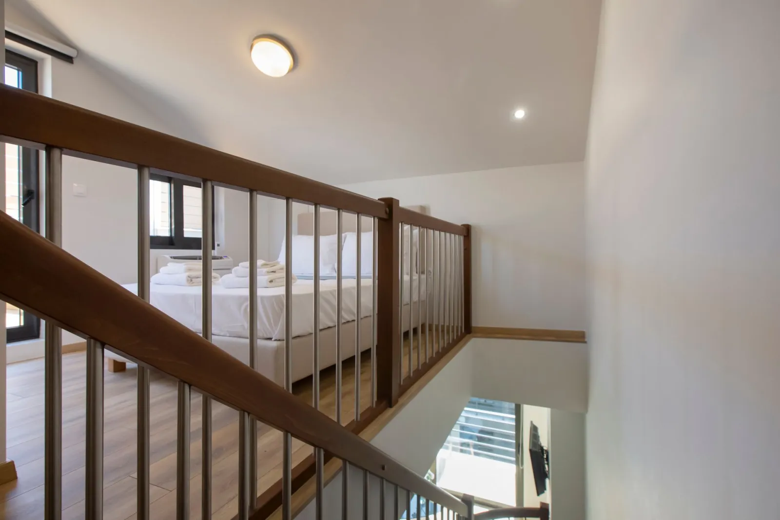 Classic Panorama Maisonette with Private Outdoor Heated Jacuzzi