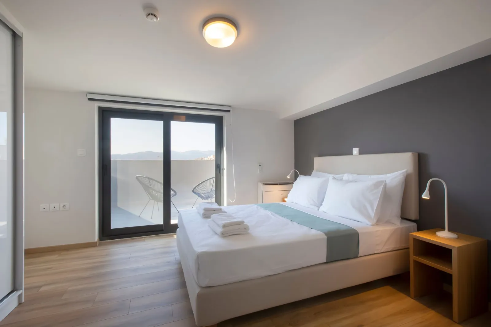Family Panorama Maisonette with Private Outdoor Heated Jacuzzi