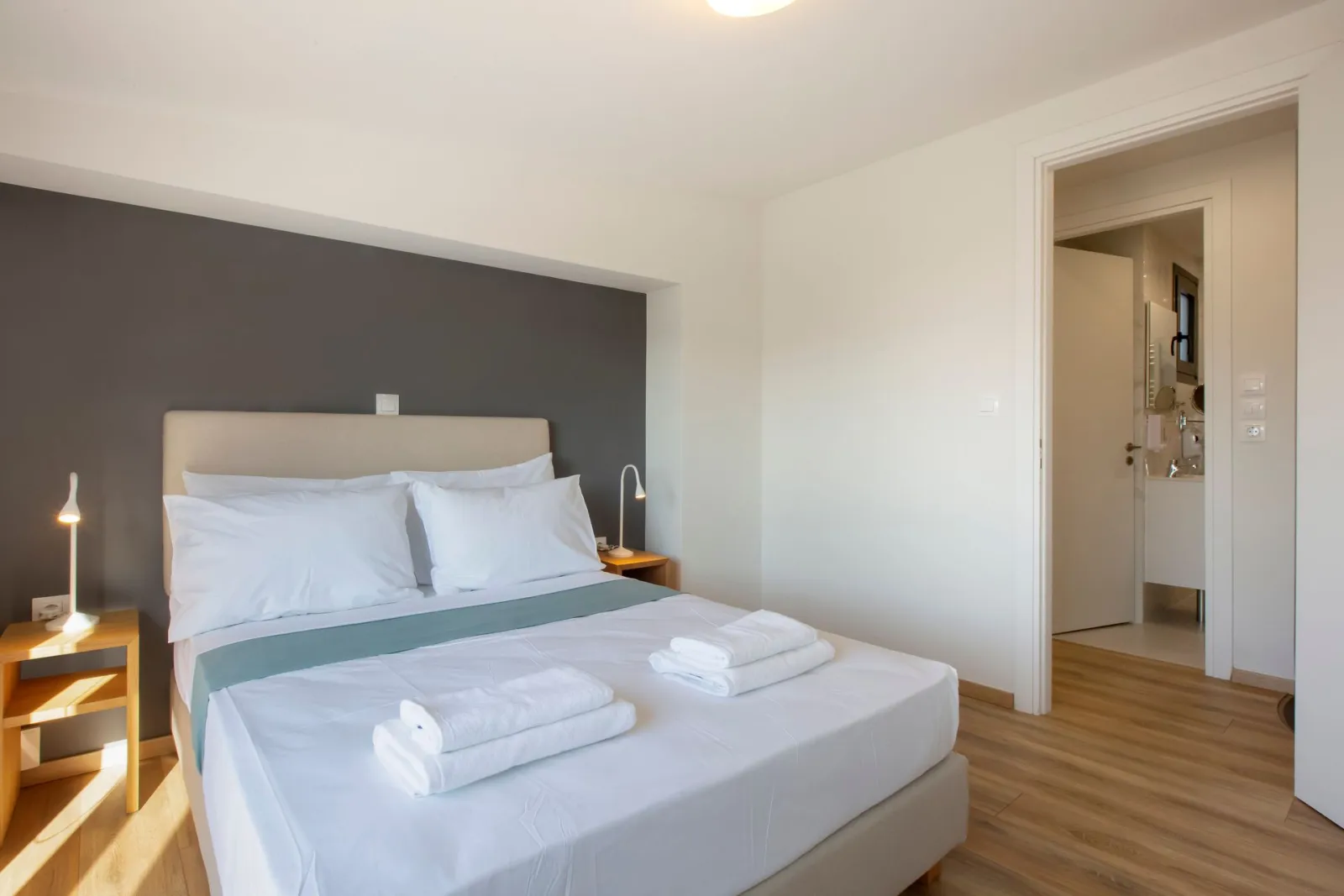 Family Panorama Maisonette with Private Outdoor Heated Jacuzzi