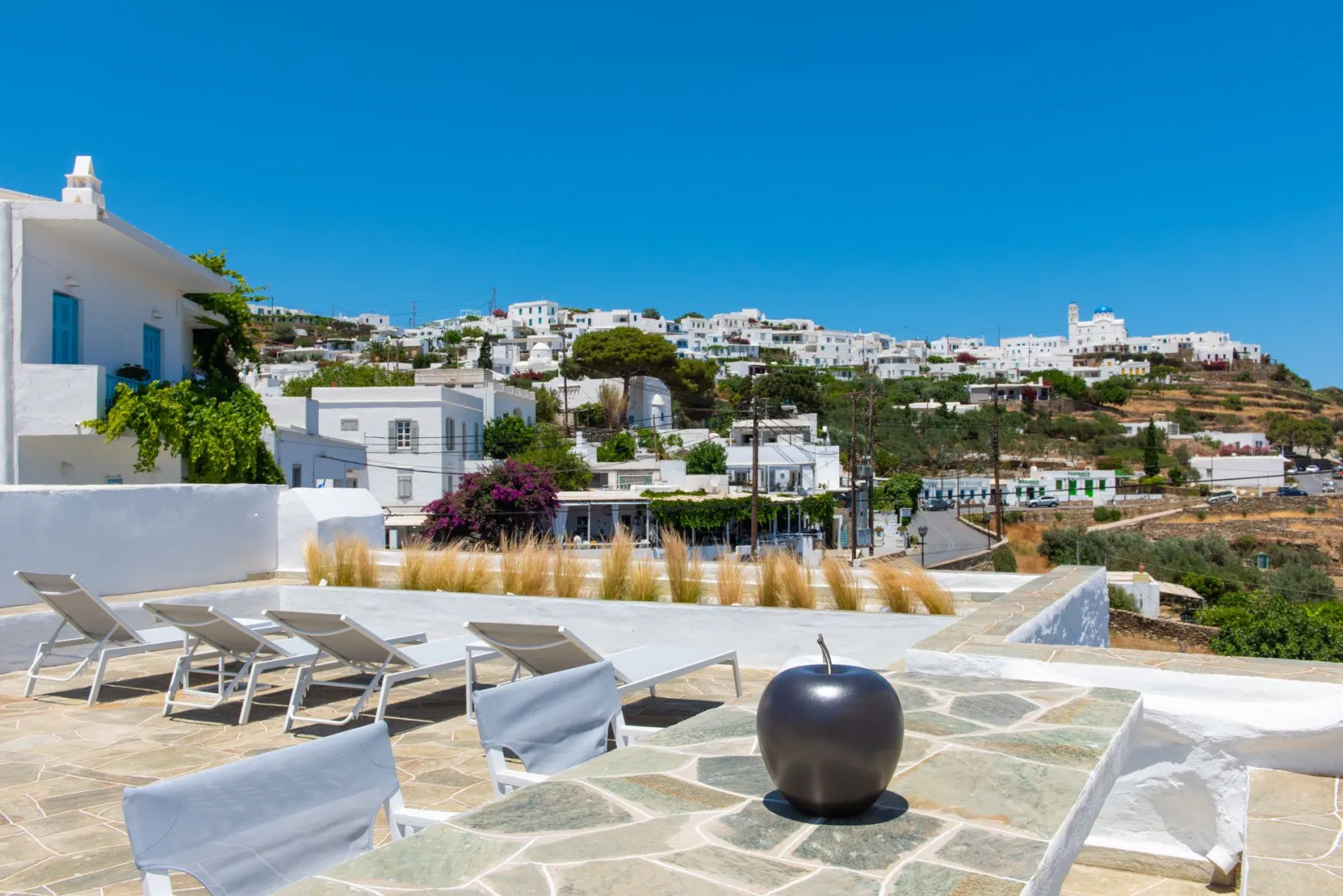 Nireas stone house in Apollonia – Different Town/Location from Niriedes Hotel