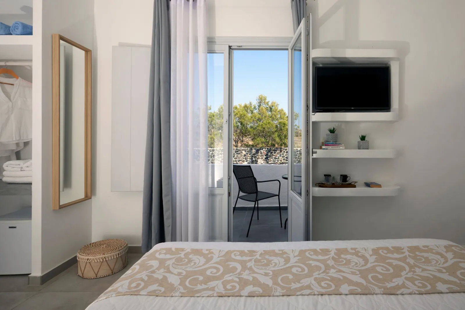 Classic Room with Garden View