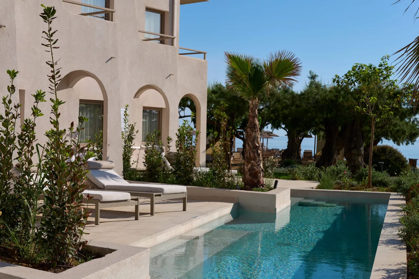 Family Suite Sea View Swim up (Open Plan)