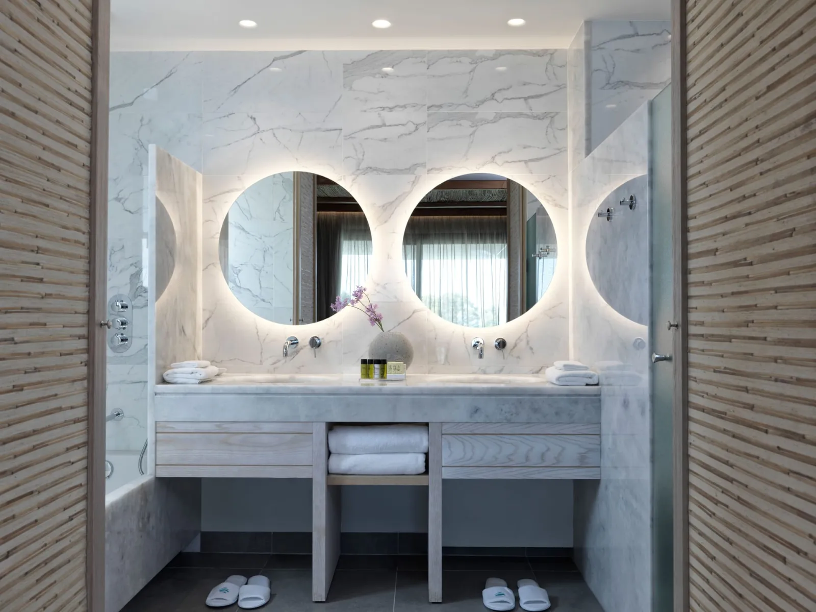 Twin Room Inland View