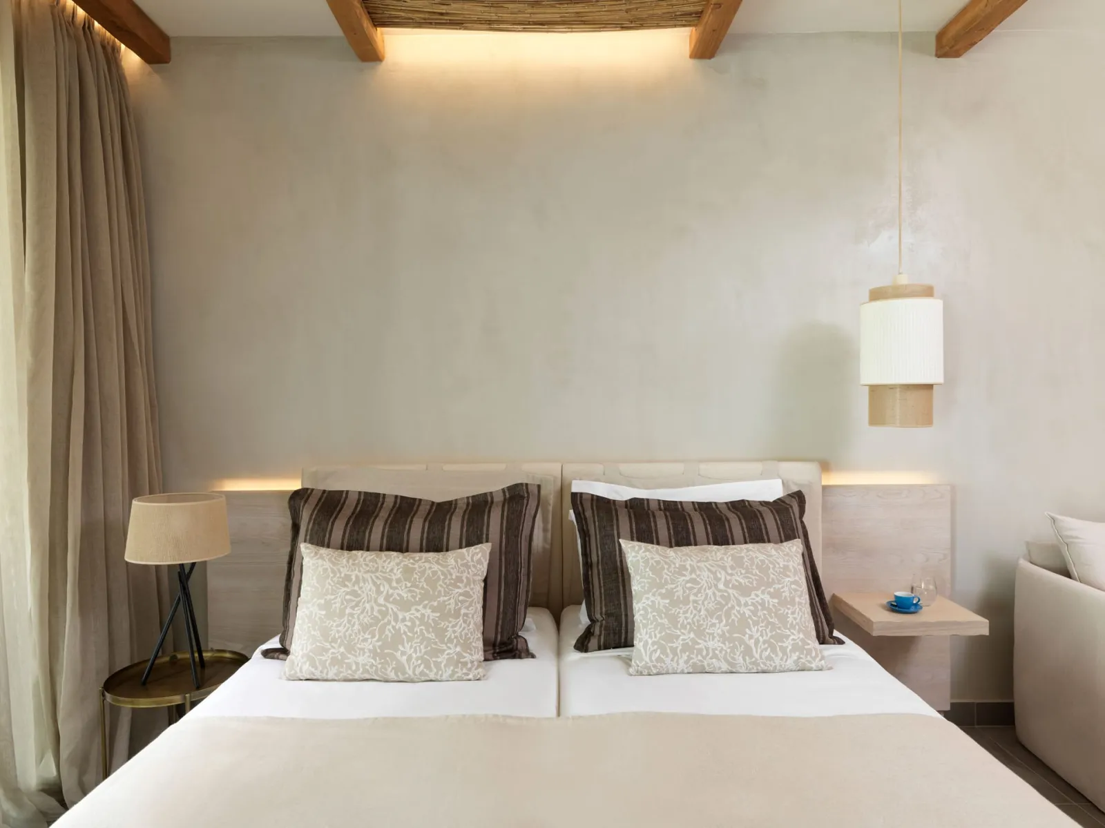 Double Room Swim up Inland View