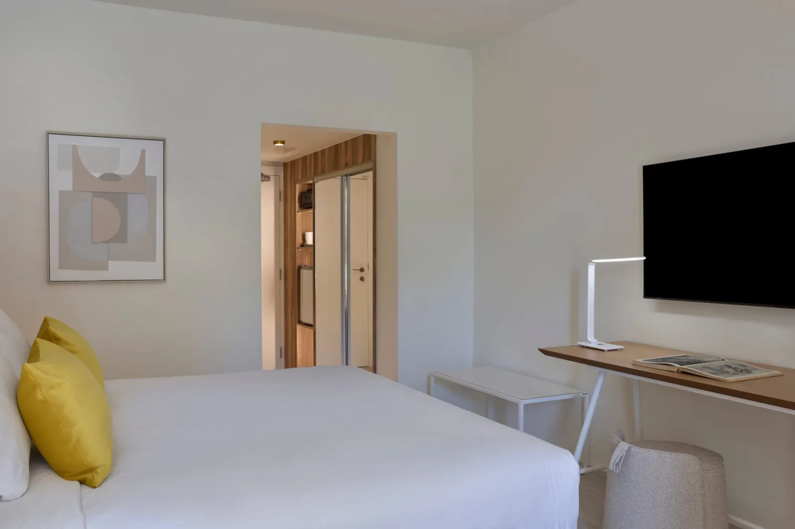 Deluxe Room Side Sea View