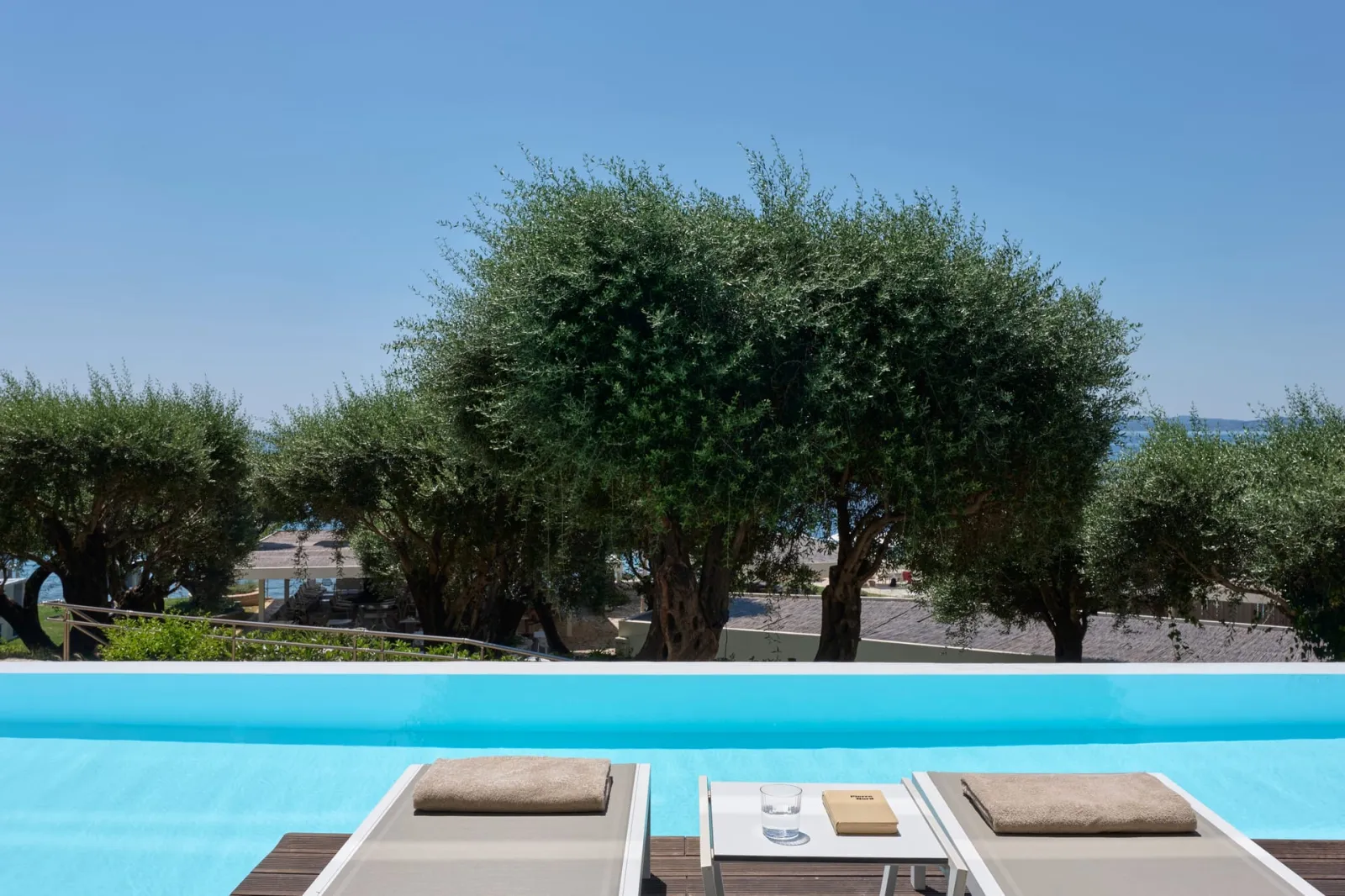 Deluxe Room Swim Up Sea View