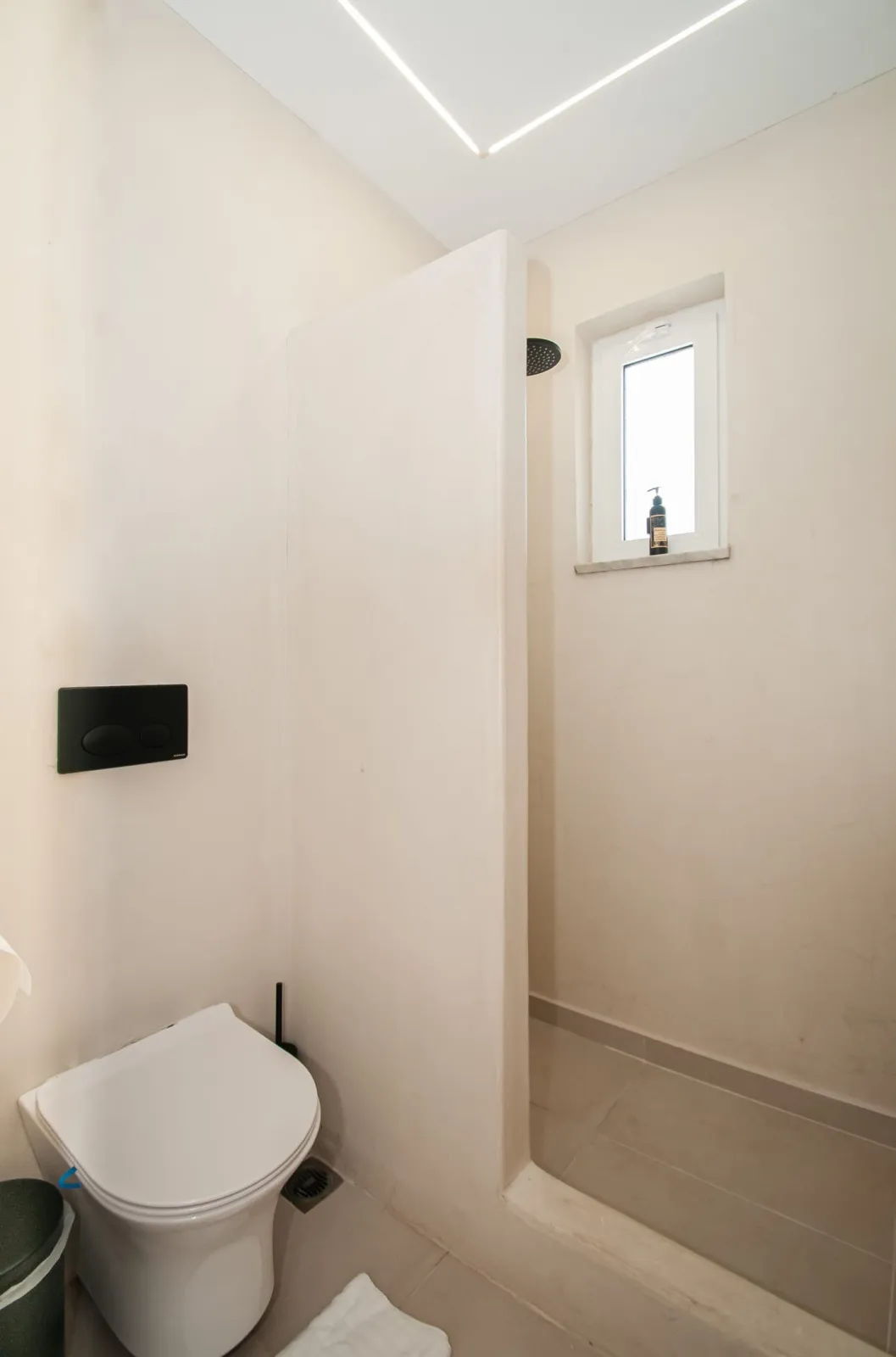 Double with plunge pool