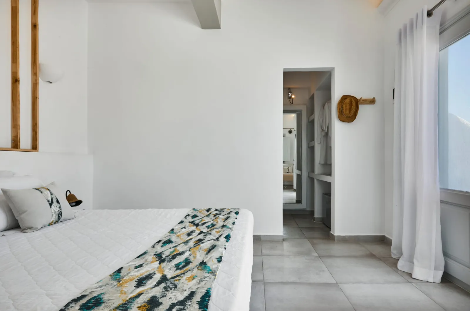 Deluxe Suite with plunge pool and sea view