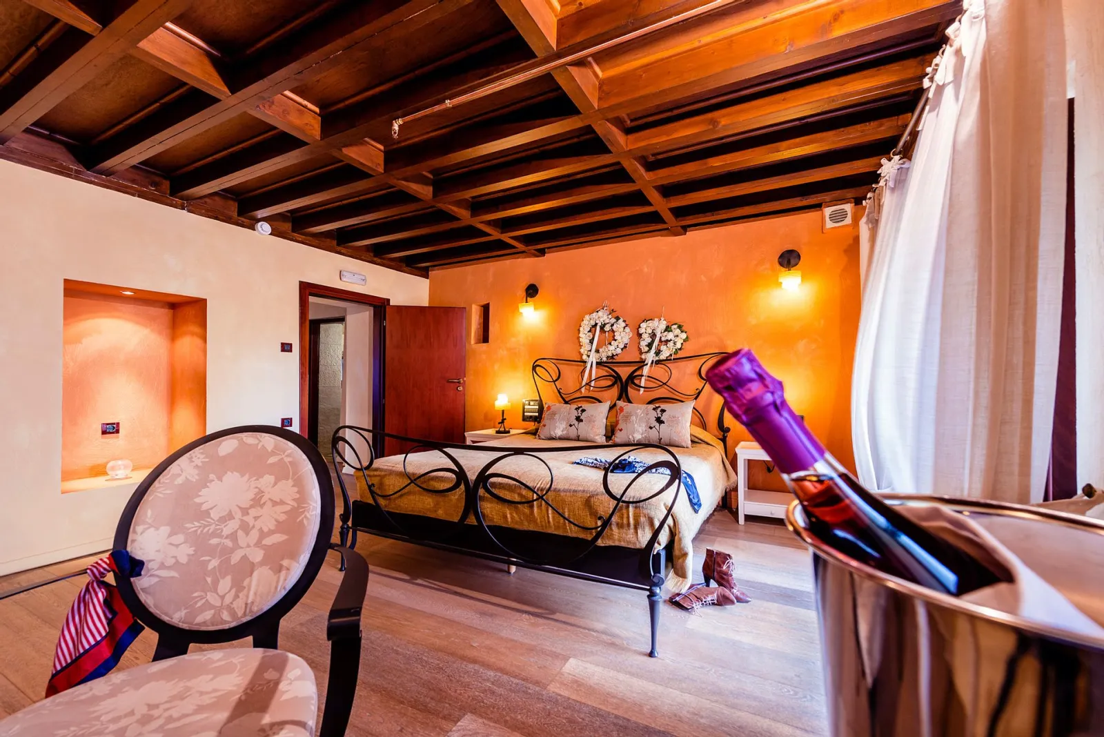 Eros Junior Suite with Spa Tub 42m²