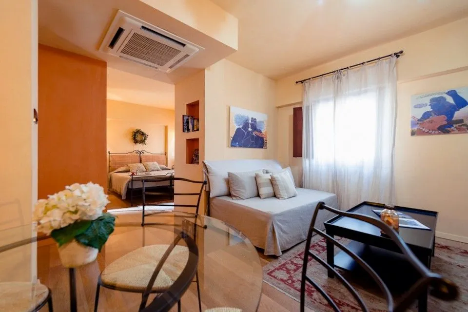 Anatoli Suite with Jetted Shower &amp; Veranda 32m²