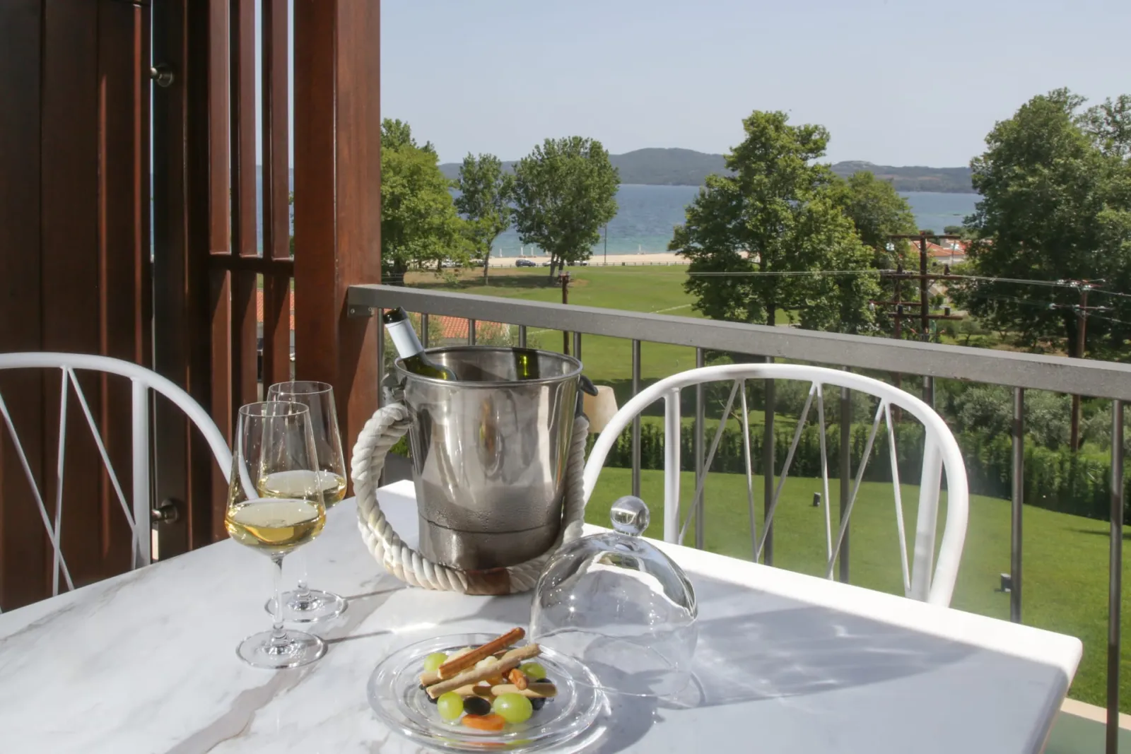 Deluxe Room with Sea View - 2 People - 25 s.m