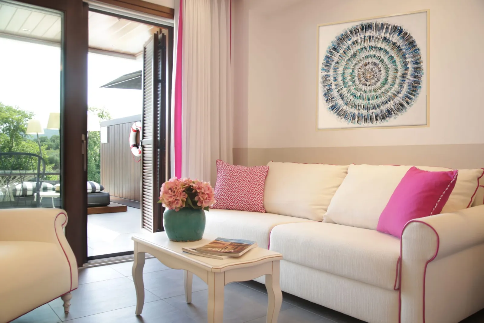 Junior Suite with Private Pool - 2 adults 1 child - 35 s.m