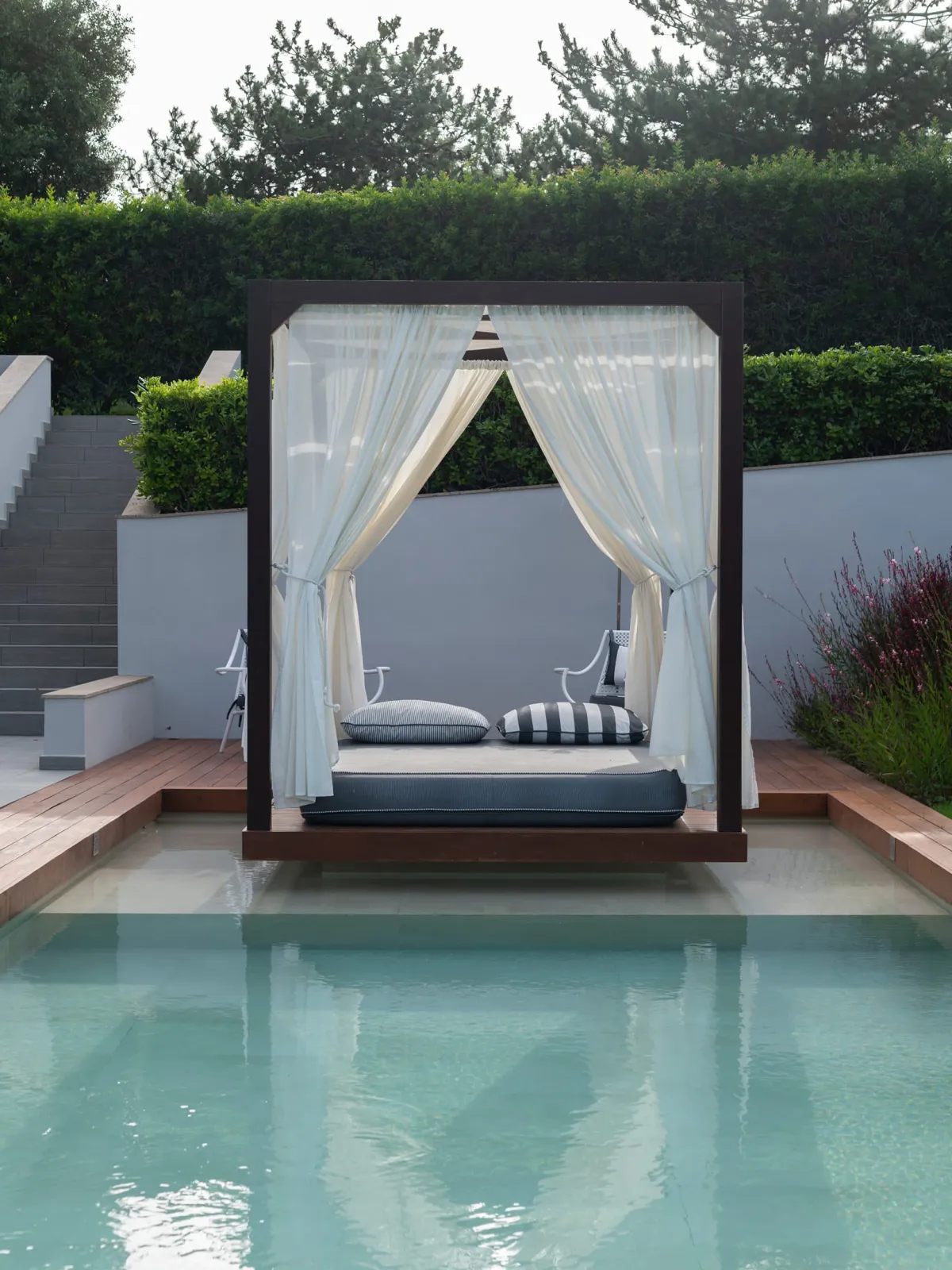 Presidential Villa with Private Pool &amp; Garden - 4 adults 2 children - 120 sm