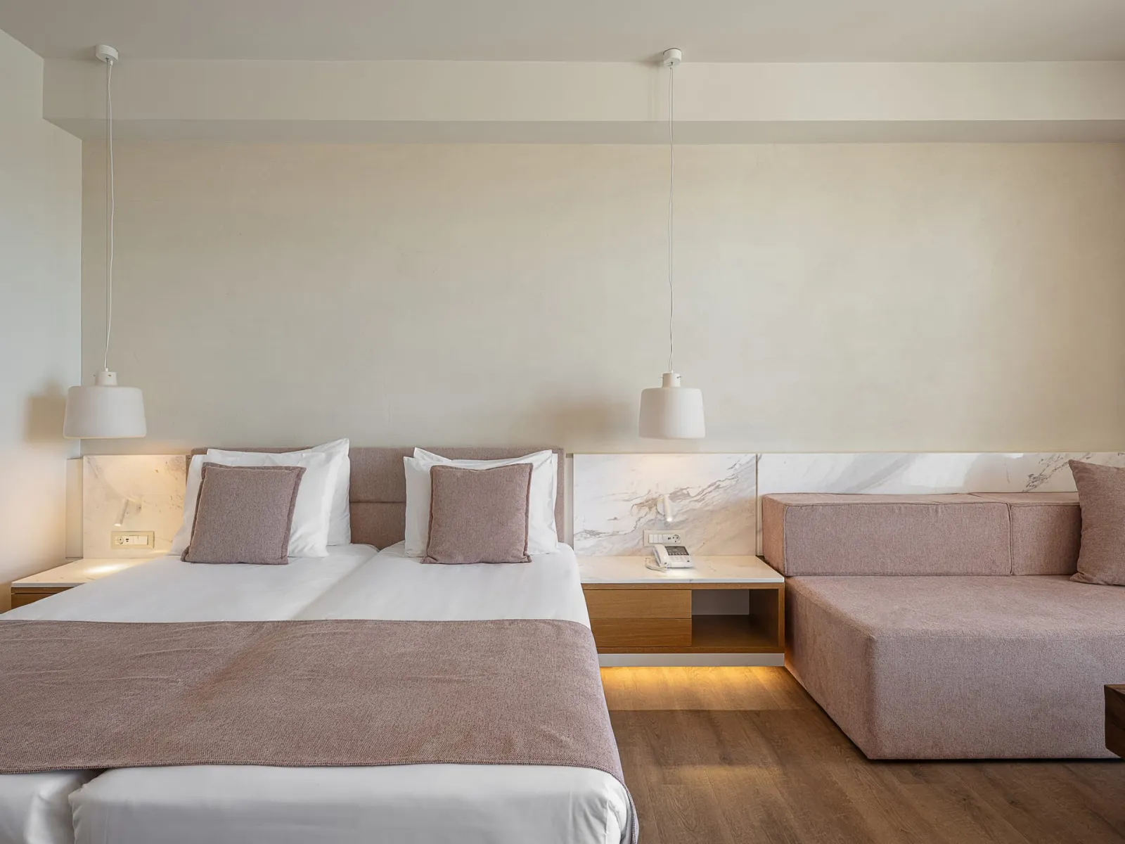 Premium Room