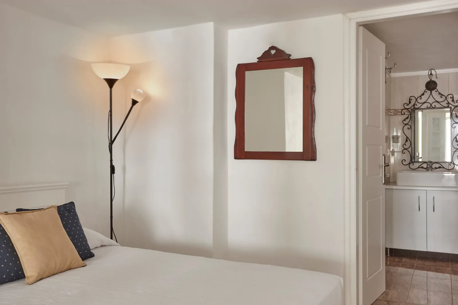 Traditional Suite
