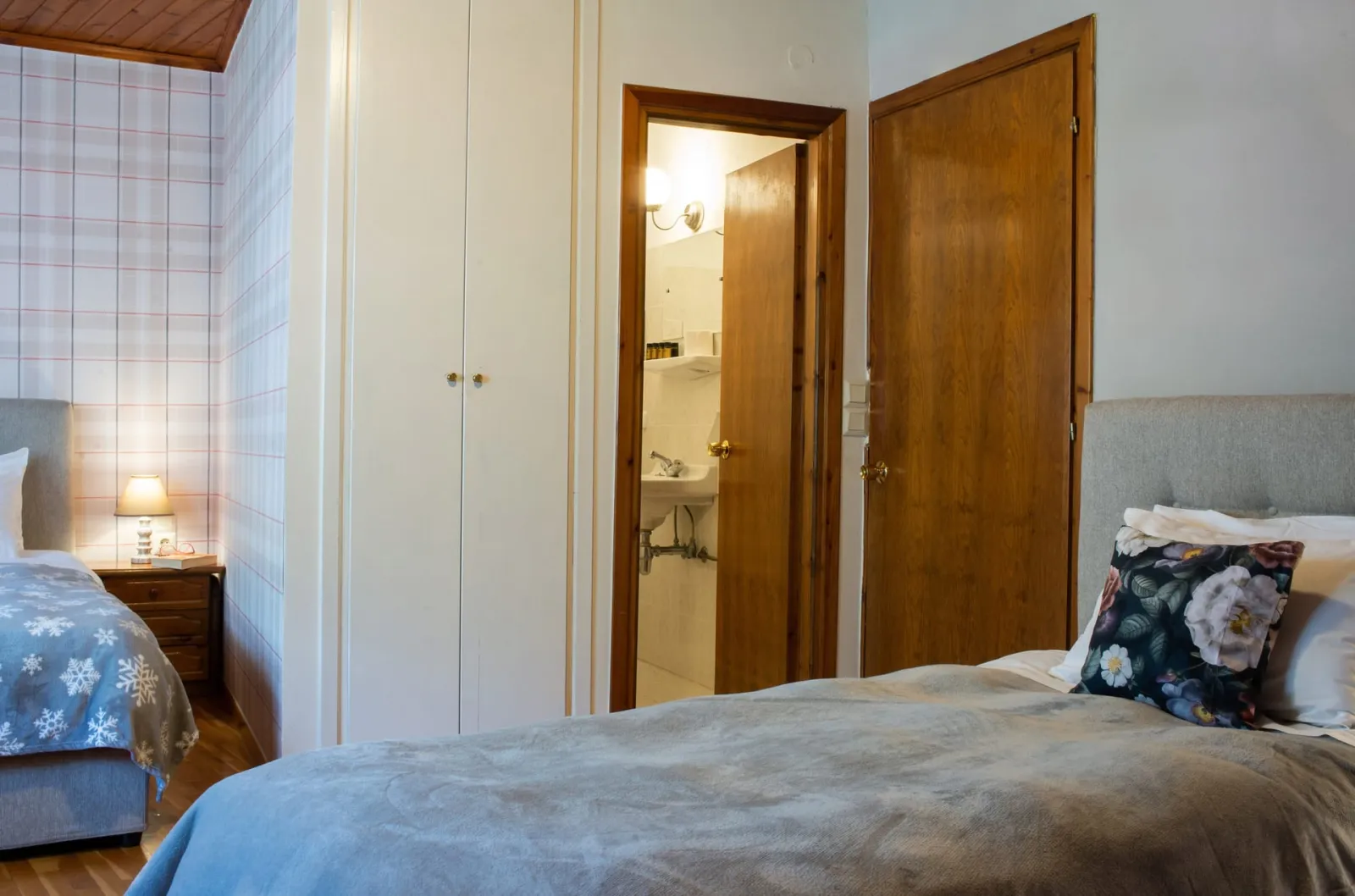 Family Suite With Mountain View